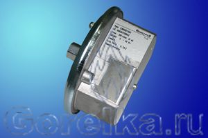    Honeywell C6045D1043.   0,3 - 10 mbar,   200 mbar 220 - 240V 50 Hz.
  0 - 70 .