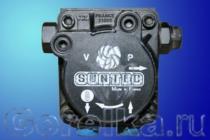 Насос SUNTEC AE 45 C 1360 для дизельной горелки. Без функции запирания. Регулятор давления, выход на форсунку слева (смотреть со стороны вала). Производительность: при давлении 10 атм 45 лит. Вращение: против часовой стрелки (смотреть со стороны вала). Метод крепления: втулка диаметром 32 мм. Присоединение топливных шлангов диаметром 1/4
