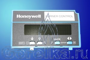Дисплей S7800A 1001 содержит по двадцать символов в двух строках и отображает текущее состояние оборудования, при блокировке оставляет программируемое сообщение. Имеет функцию локального или удалённого оповещения о работе или неисправностях. Интегрируется в контроллеры горения 7800 серии.