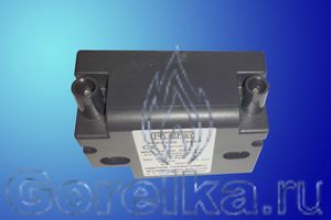Трансформатор розжига FIDA 26/30 100% ITD предназначен для поджига горючей смеси высоковольтной электрической дугой создаваемой между электродами поджига в теплопушках и горелках. Трансформатор поджига FIDA 26/30 100% ITD имеет следующие характеристики: Напряжение питания 230 - 240 В, 50/60 Hz, 0.10 A Напряжение поджига Sek 26 KV Peak. Ток поджига 30 мА. 7 KV eff, ED 100%. Штекерный разъем питания. Два выхода для кабелей поджига, присоединение 4 мм.