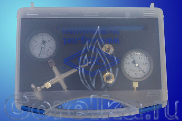 Сервисный комплект предназначен для измерения величины давления и вакуума в насосах жидкотопливных горелок. В комплект входят: манометр с глицерином, вакуумметр с глицерином, переходник с краном и развоздушивателем, переходник конусный 1/8 на 1/8, переходник конусный 1/8 - 1/4.