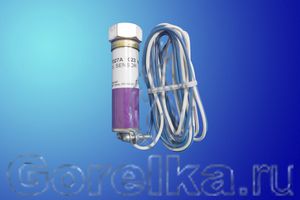 Детектор пламени HONEYWELL C7027A 1023 используется с автоматами горения HONEYWELL для контроля горения. Датчик пламени HONEYWELL C7027A 1023 используются с усилителями сигнала HONEYWELL типа: R7249A, R7749B, R7290A, R7849A, R7849B и блоками контроля пламени следующих серий: 7800, RA890, R7795, R7023, R4795, R4140, R4138, R4075.