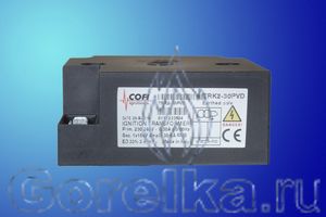 Трансформатор розжига COFI TRK2-30PVD предназначен для поджига горючей смеси высоковольтной электрической дугой создаваемой между электродами поджига. Трансформатор поджига COFI TRK2-30PVD имеет следующие характеристики: Напряжение питания 230/240В. 50/60 Гц. Мощность 0,30 А. Напряжение поджига 1 х 15 kV. Ток поджига 30 мА. ED 33% при 3 мин. Штекерный разъем питания. Штекерный разъем кабеля поджига диаметром 4 мм. <FONT color=#ff0000>заменой является SATRONIC ZT 931 4mm</FONT>