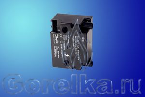 Трансформатор розжига EBI 1P 052F0043 предназначен для поджига горючей смеси высоковольтной электрической дугой создаваемой между электродами поджига. Трансформатор поджига EBI 1P 052F0043 имеет следующие характеристики: Напряжение питания 230 В / 50 Гц. Напряжение поджига 1 х 11 кВ. Сила тока 0,25 А. Ток поджига 60 мА.
ED 33% при 3 мин. Штекерный разъем питания. Штекерный разъем кабеля поджига диаметром 4 мм.