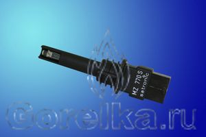 Фотодатчик SATRONIC MZ 770 S применяется с автоматами горения Satronic - Honeywell для контроля горения жидкотопливных горелок. Датчик пламени SATRONIC MZ 770 S (крепёж) используются главным образом с топочными автоматами Satronic - Honeywell типа DKO 970, DKO 972, DKO 974, DKO 976, DKO 992, DKO 996. DMO 976, DKW 974, DKW 976. SH 113, SH 213. TF 830, TF 832, TF 834, TF 836. TF 844, TF 974, TF 976. TTO 872, TTO 876. MMO 872, MMO 876, для контроля пламени горелок малой мощности в видимом световом спектре. Датчик контроля пламени SATRONIC MZ 770 S (крепёж) в зависимости от исполнения может иметь одинарное или двойное удлинение. Датчик наличия пламени SATRONIC MZ 770 S (крепёж) срабатывает на раскаленный огнеупорный кирпич топочной камеры, освещение котельной или дневной свет. В зависимости от комплектации датчик пламени горелки SATRONIC MZ 770 S (крепёж) крепиться при помощи мягкого пластмассового крепежа.