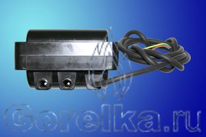 Трансформатор розжига COFI TRS1030/3 предназначен для поджига горючей смеси высоковольтной электрической дугой создаваемой между электродами поджига. Трансформатор поджига COFI TRS1030/3 имеет следующие характеристики: Напряжение питания 230 В / 50 Гц. Напряжение поджига 2 х 5 kV. Мощность 2 А. Ampl 14 kV. Ток поджига 30 мА. ED 25% при 4 мин. Штекерный разъем питания. Штекерный разъем кабеля поджига диаметром 4 мм.